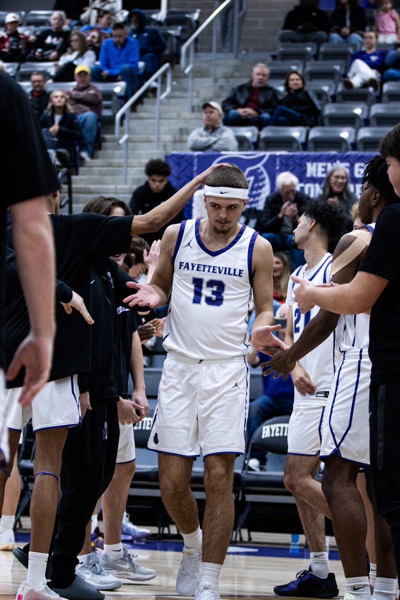 FayBulldogsBB's tweet photo. Day 1 ✅

📸: Schucksproductions https://t.co/O9ih8cW1BE