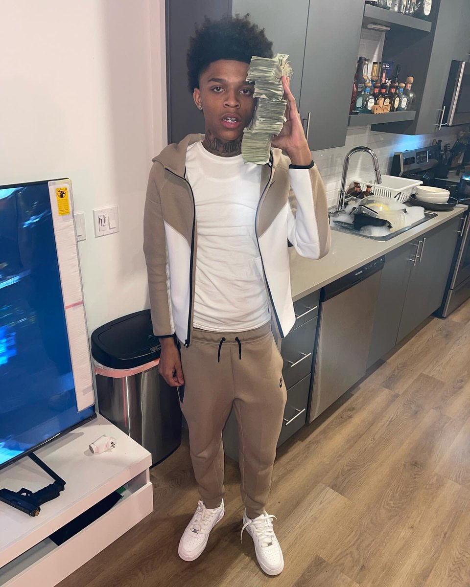 DaPgPlug's tweet image. ig: fbgmurda