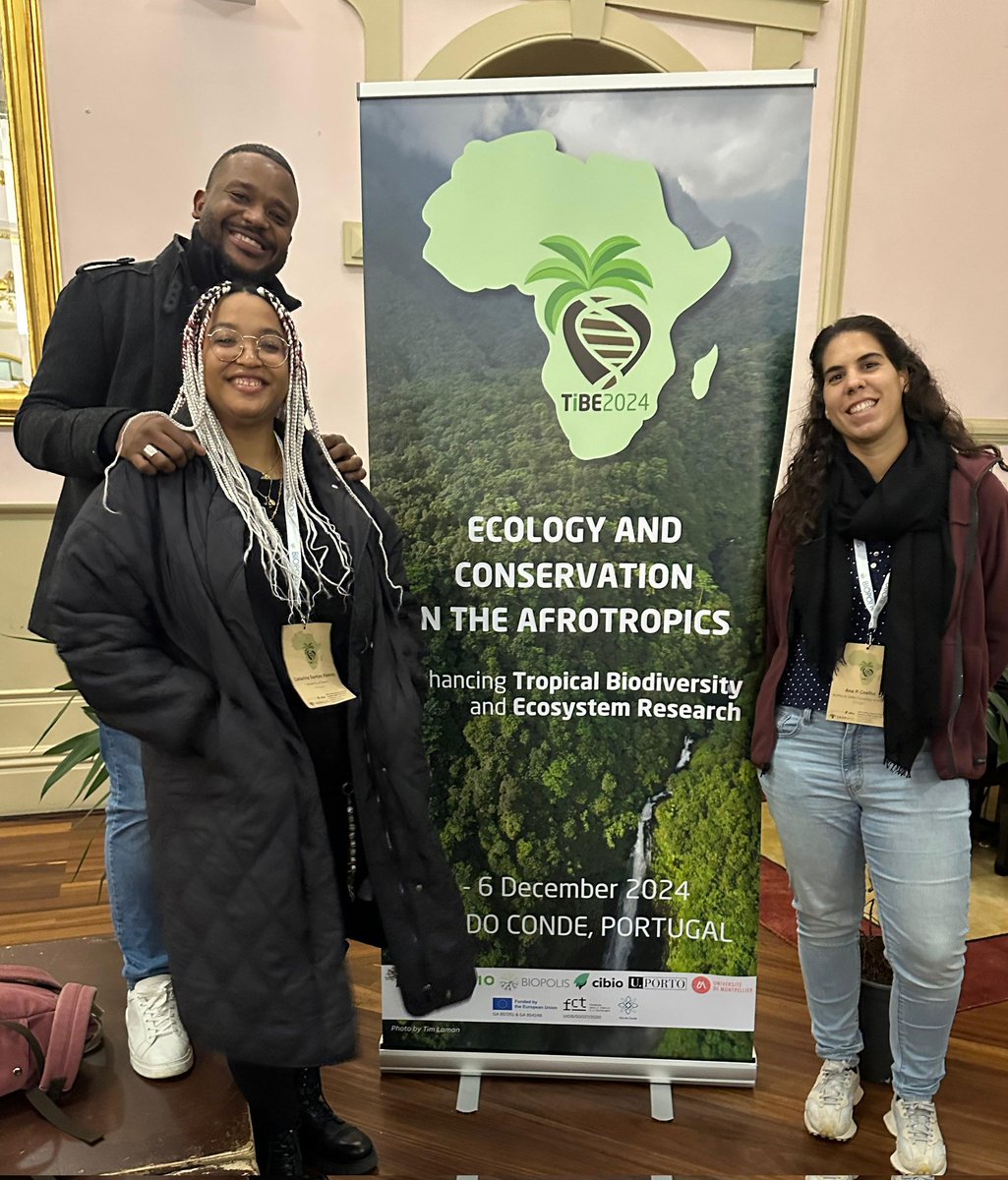 _JoseAAlves_'s tweet image. Presentations at TiBE2024 "Ecol &amp;amp; Cons in the Afrotropics" by @Ana_P_Coelho &amp;amp; @kikas_ramos (2nd best student presentation - 2 months into her PhD) &amp;amp; keynote by @mohamed_henriq, focusing on their #waders &amp;amp; #benthos research in the Bijagós. Congrats!!
#biodiversity #conservation