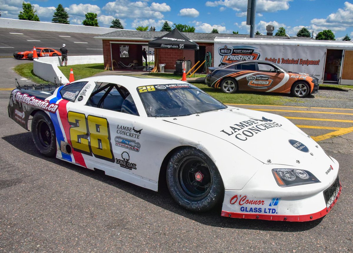 TGLambe's tweet photo. #FlashbackFriday @Riverside_NS @ProStockTour @loneoakbrew @ActHydraulics @ConcreteLambe @lambefinancial @PEIPotatoes #28 https://t.co/QhRfsDbBuy