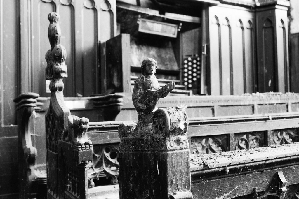 ObsidianUrbex's tweet photo. Carved wooden pews and church organ

📷 Zenit- E 🔎 Mir-1b 37mm
Film: #fppwolfman #35mm

England; October 2023

#believeinfilm #filmphotography #zenite #fppwolfman35 #blackandwhite https://t.co/ubLdJt3p4u