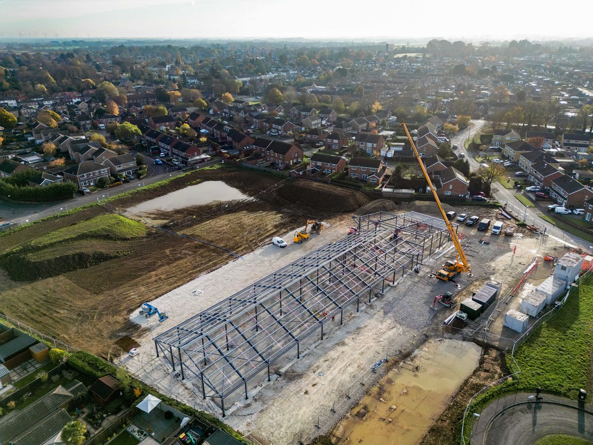 hobsonporter's tweet photo. These aerial pictures show the great progress we’re making on two new primary schools that we’re building near #Grimsby, at Scartho and Waltham, for @NELCouncil. Both are set to open in September 2025 and will be run by @lincsgateway. https://t.co/c2CuiUCJaN