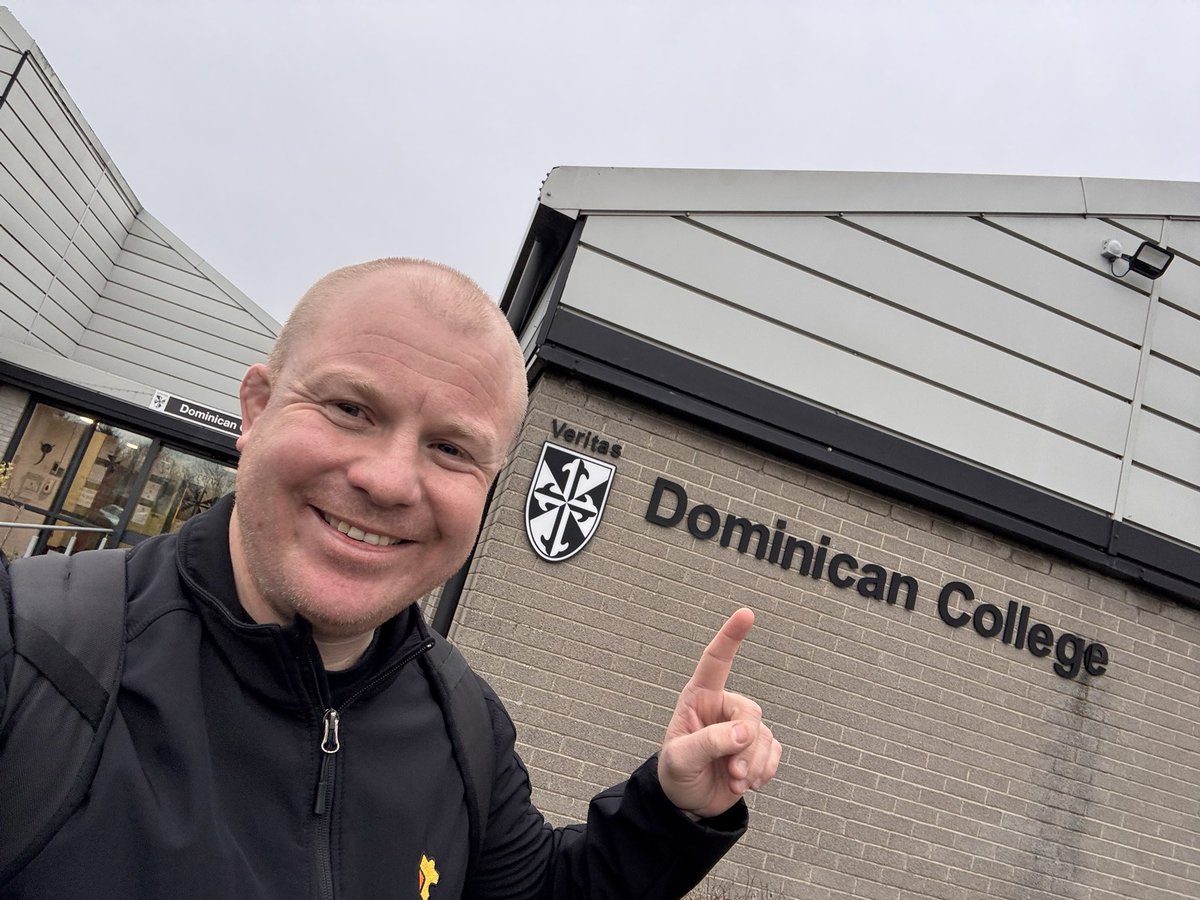 daveyweston's tweet photo. Dublin Day 4 - @edpuzzle training at @DominicanCGA. 
Great to chat about how we can support languages (including Irish). Plus how our YouTube partnership offers a safe approach to video learning. Tried out a Disney Quiz to demo Live Mode - Dumbo revision is needed
#edutwitter https://t.co/P8kjRjsV6q