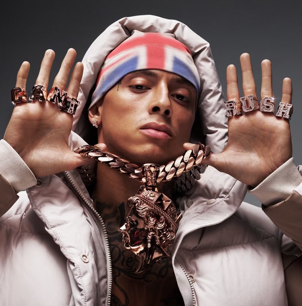 UKRapDaily's tweet photo. Central Cee’s upcoming album ‘Can’t Rush Greatness’ is confirmed to be 17 tracks long

The 2 singles from the album are confirmed as:

- BAND4BAND ft. Lil Baby
- Gen Z Luv https://t.co/FYlO2OJiDH