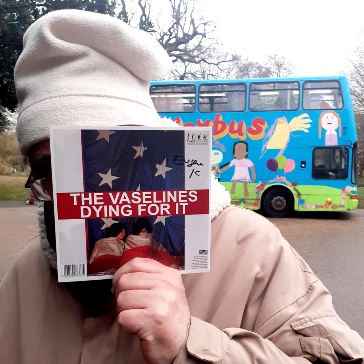 The Vaselines/Pooh Sticks split 45 signed by Eugene Kelly. Come on, not many left  glassmodern.bandcamp.com/album/dying-fo…
<a href="/glassmodern2/">Glass Modern グラス・モダン</a> <a href="/the_vaselines/">the_vaselines</a> <a href="/eugenekelly/">Eugene Kelly</a> <a href="/pastels_the/">the pastels</a> @ItPainesMe