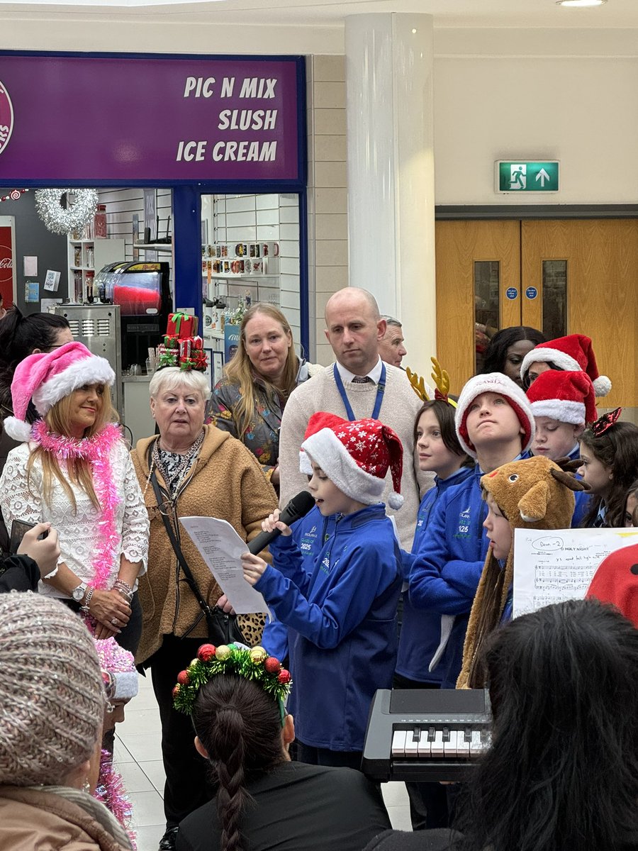 More scenes from our Musicathon Day in <a href="/KCbelfast/">TheKennedyCentre</a> today.