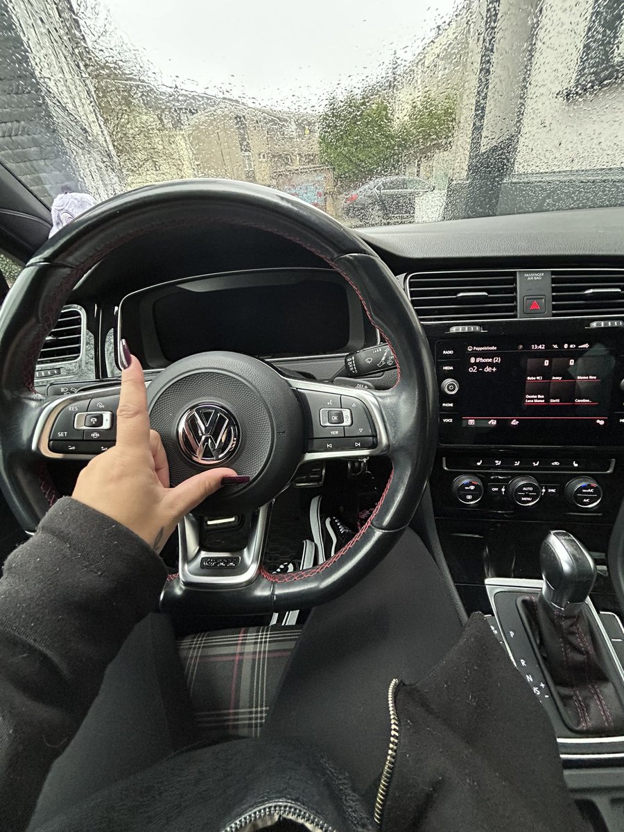 Du weist was das Zeichen für dich bedeutet
60€ fürs tanken abdrücken looser 

#zahlschwein #looser #findom