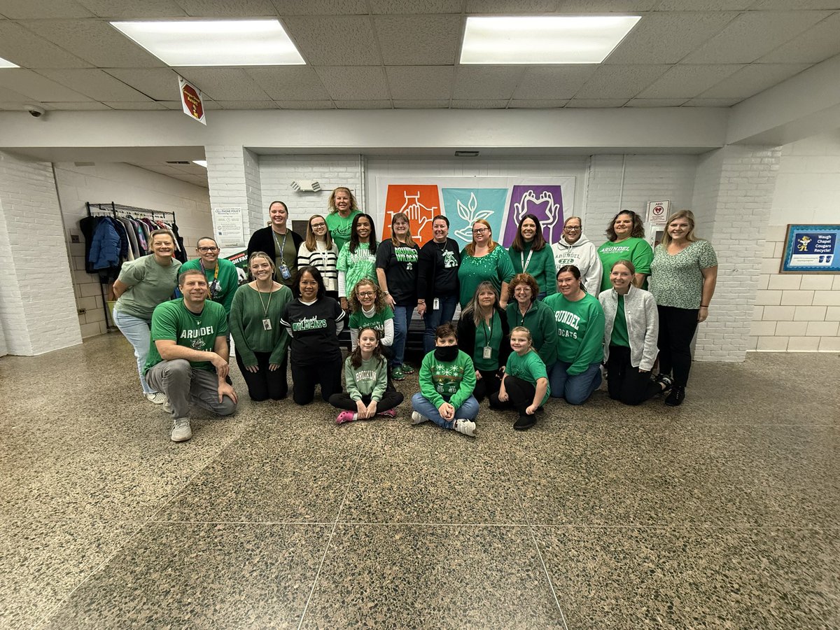 Waugh Chapel ES (@wcescougaraacps) on Twitter photo Showing our support for <a href="/ArundelHS_aacps/">Arundel High School</a> sports today! #GoWildcats #Belonggrowsucceed Showing our support for <a href="/ArundelHS_aacps/">Arundel High School</a> sports today! #GoWildcats #Belonggrowsucceed