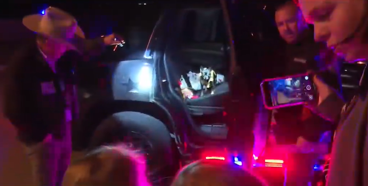 kwtx's tweet photo. 🎅OPERATION BAD ELF🎄Back by popular demand, the #CoryellCounty Constable has brought back ‘Operation Bad Elf’ to their community. 👀 INFO: https://t.co/YcMjdFto7a https://t.co/FYJj1Mfck3