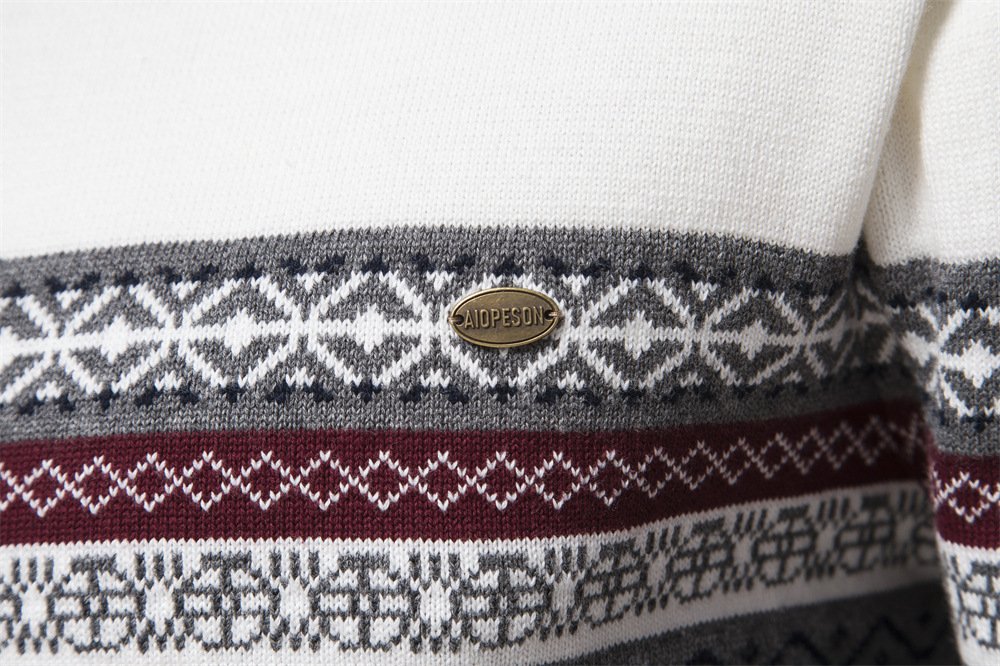 Aiopeson's tweet image. Wearing a sweater in winter is like wrapping yourself in a warm, fluffy cloud.#Aiopeson