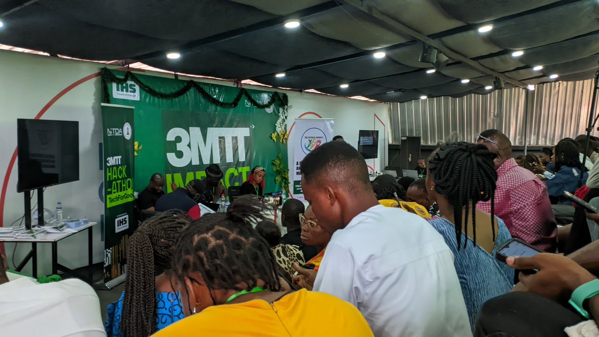 Sunmomi07's tweet photo. Live at 3MTT impact Summit Abia
#3mttAbia
#3mttHackthon
#3mttImpactSummit
#TechForGoof https://t.co/i0Dl8wRshg
