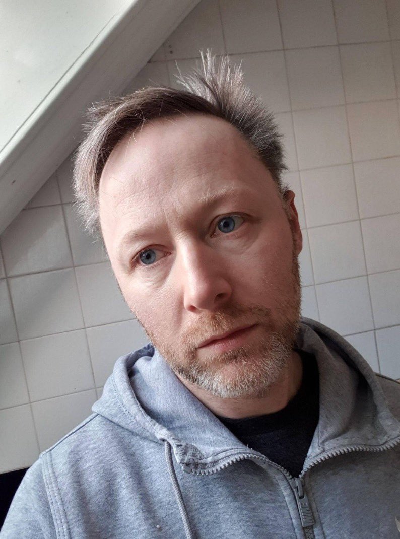 cheapflightsclb's tweet photo. Me after eating a £25 breakfast at the airport after getting a £60 Uber, all to save £5 on a 6am flight https://t.co/fyt2gn60nV