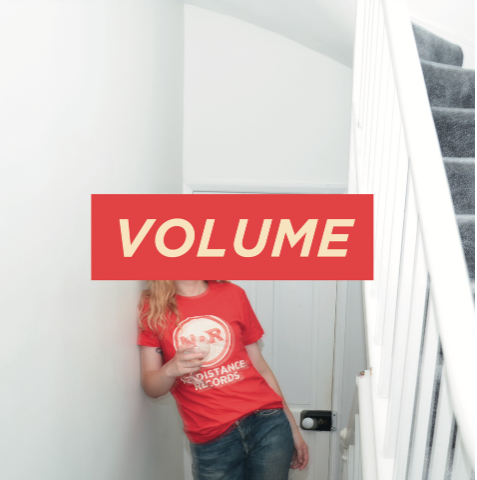 nigetassell's tweet photo. Out today on vinyl from @NoDistanceRecs is an ace compilation called Volume. 

Just as the C86 comp was a barometer reading of the underground sound of the nation, Volume reflects the health of the current London scene. Plenty of jangle and attitude for your buck. Recommended. https://t.co/YGyAlRpwje