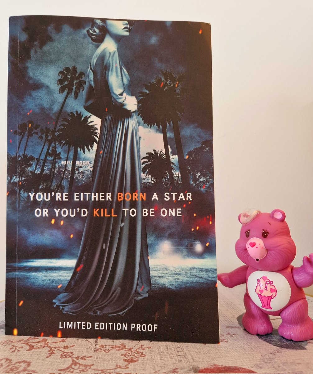 These limited edition proofs of <a href="/elenikwriter/">Eleni Kyriacou 🍸🖤⭐️</a>'s new one #ABeautifulWayToDie are ART! Share Bear is impressed! Thanks to <a href="/AriesFiction/">Aries Fiction</a> - I'm looking forward to reading!
