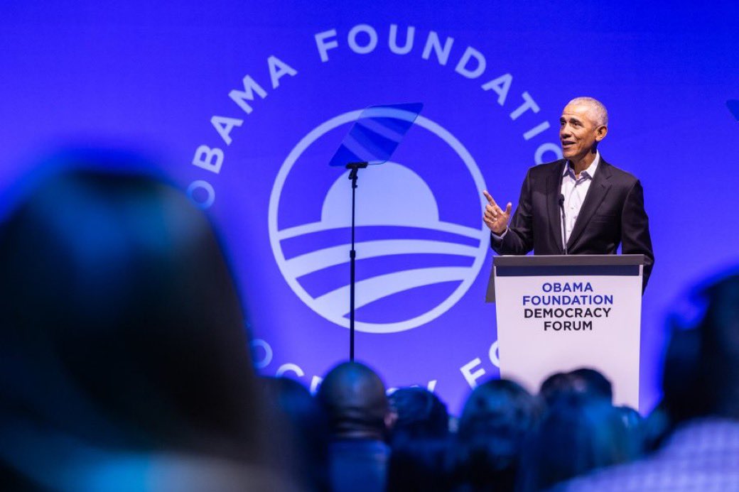 JohnRDallasJr's tweet photo. Ex-#ElectedThinker @BarackObama’s value for the world grows greater than it could while his #System2Thinking was walled-in by @WhiteHouse.
The #ProfessorPresident is a Grand Master of #Metacognition. He shares ways he “thinks and #rethinks his thinking.”
https://t.co/wzQyECSCQF https://t.co/B7xf0b5VpO