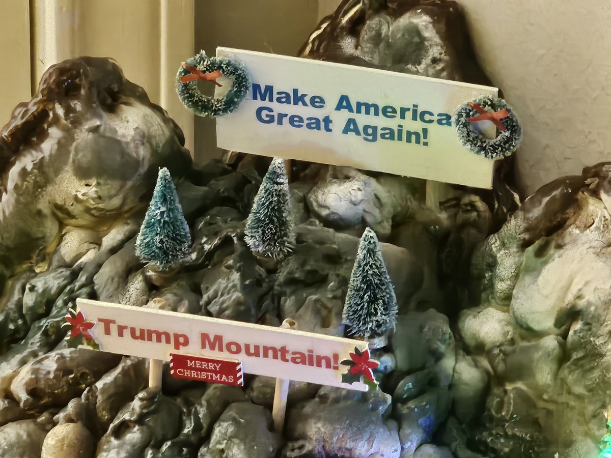 DoxieChic's tweet photo. @EricTrump  We have a Christmas Snow village complete with a Trump Train. Proud of it !!!!! https://t.co/8CYFr5ZPxY