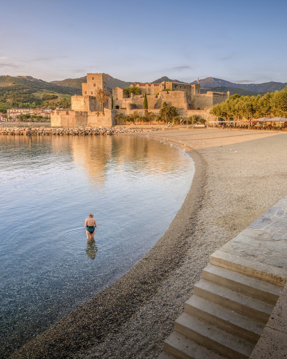 msubirats's tweet photo. Collioure, historia, mediterráneo y una luz que enamora 😍 #coilloure #france https://t.co/nF3LbxvTPz https://t.co/OGorJzyAjW