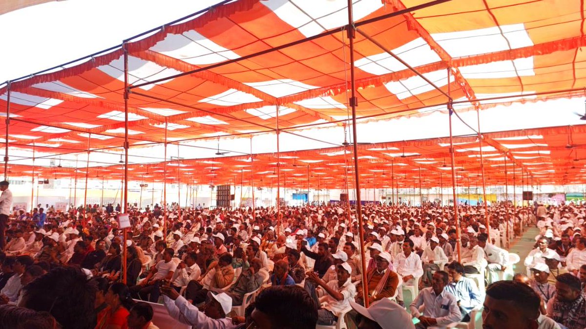 mahisagardsdo's tweet photo. આજ રોજ  લુણાવાડા ખાતે આદિજાતિ જન ઉત્કર્ષ મહોત્સવ -૨૦૨૪ નું આયોજન કરવામાં આવ્યું હતું જેમાં એસએજી, ડીએસડીઓ, મહિસાગર   દ્વારા રમતને  અનુરૂપ સ્ટોલ કરવામાં આવ્યો હતો.
@collectormahi  @DDOMAHISAGAR  @CMOGuj  @sanghaviharsh  @sagofficialpage  @SP_Mahisagar  @KhelMahakumbh @kheloindia https://t.co/CHxyeE68qe