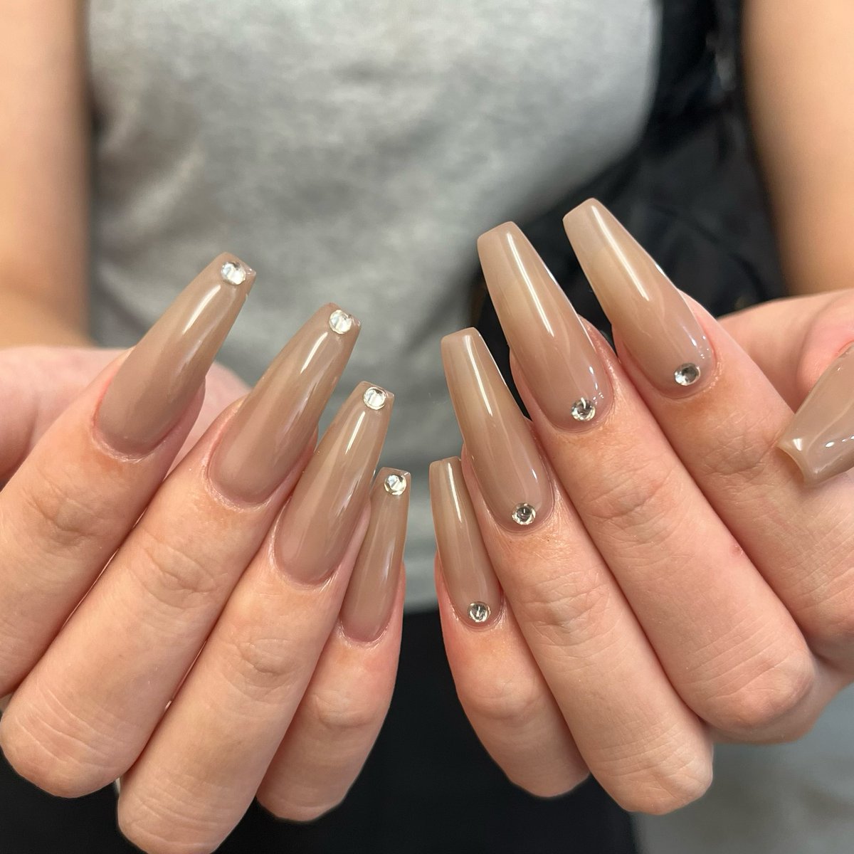nailmodelfree's tweet photo. 千葉駅すぐネイルサロンにて
無料モデル様募集中！

メニューは
・フレンチコース
・チップスカルプワンカラー/マグネット/オーロラ/ミラーコース

毎日11:00で募集!!

気になる方リプライか♡お願い致します🙇‍♀️
#千葉ネイルモデル
#千葉無料ネイルモデル
#ネイル無料モデル
#無料モデル 
#ネイルモデル https://t.co/IMtBDtTvDU