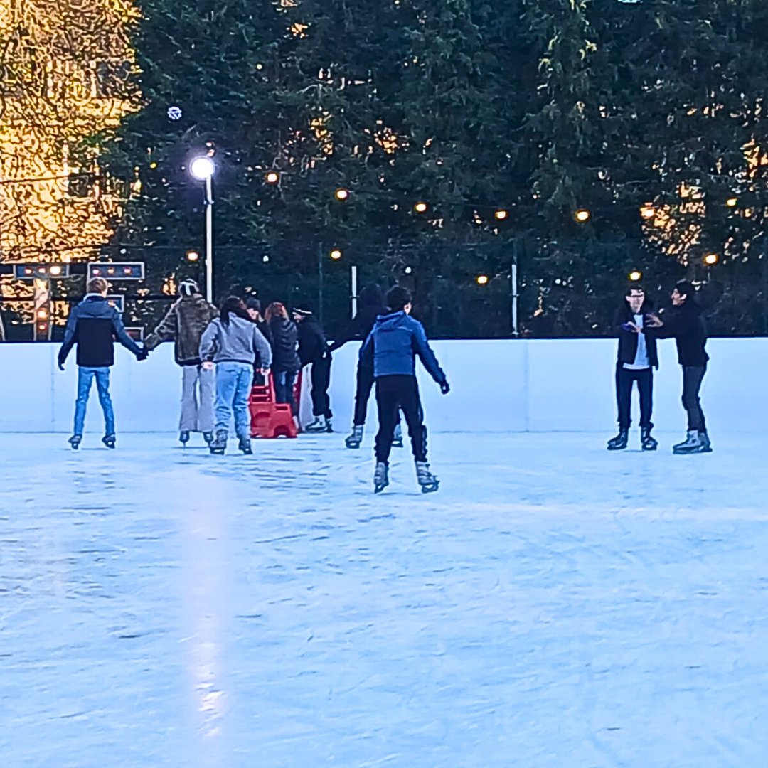 B.A.Active, Bath Academy's take on P.E looks like ice skating in the Winter 🙌⛸️❄️

Studies show the undeniable correlation between increased activity and wellbeing so we feel it's paramount in today's age of poor mental health to encourage an active lifestyle.