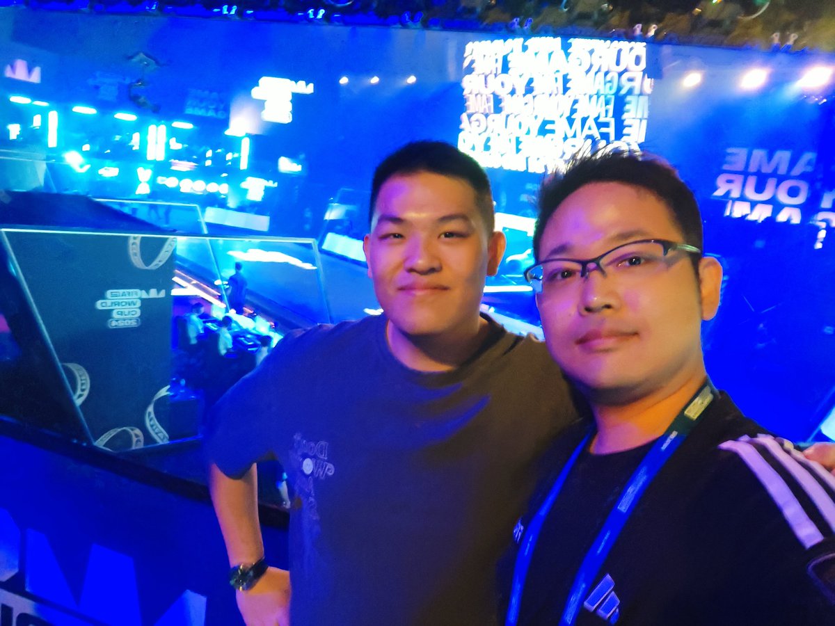 Its been a year from dusseldolf.
With GOAT producer <a href="/bntswRL/">Ben Tsow</a> at <a href="/RocketBaguette/">Rocket Baguette</a> booth!