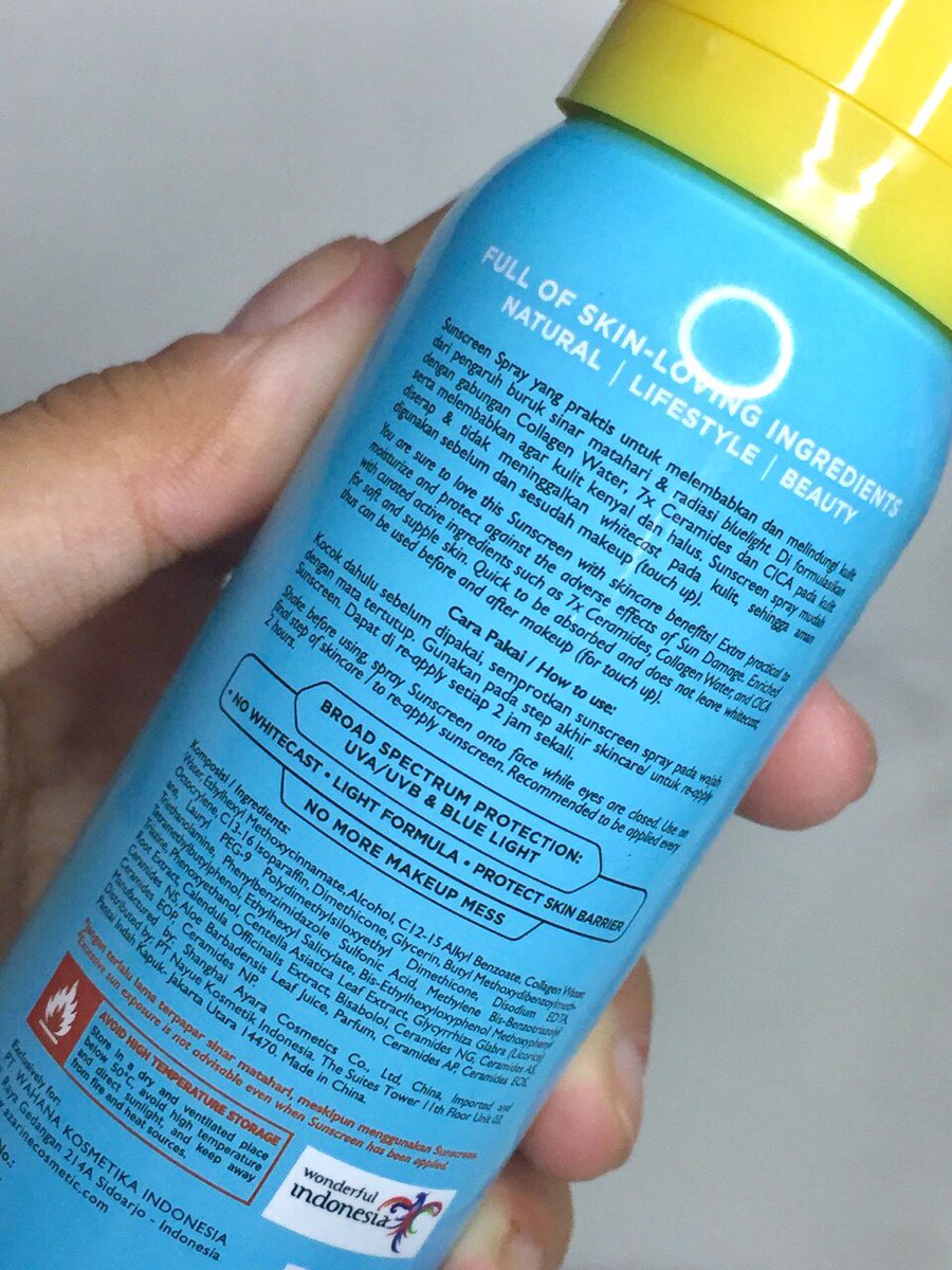 pwettyeay's tweet image. Lubang sprayernya kicik bgt 🤏🏼 partikelnya jd halus &amp;amp; ga berantakan. There’s ceramide &amp;amp; SPF 50 PA+++, 100% real krn udah teruji In-Vivo 😭💗

Perlu bgt punya ss ini! Praktis buat touch up, also travel friendly. Grab yours ASAP!
#EffortlessProtection