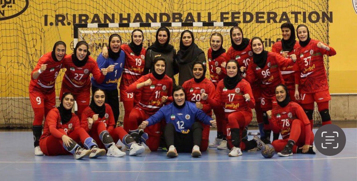 ghomaarbaazz's tweet image. هندبال دختران ایران و مجوز شرکت در مسابقات جهانی …
دختران گردآفرید …
#هندبال_بانوان_ایران
#قمارباز