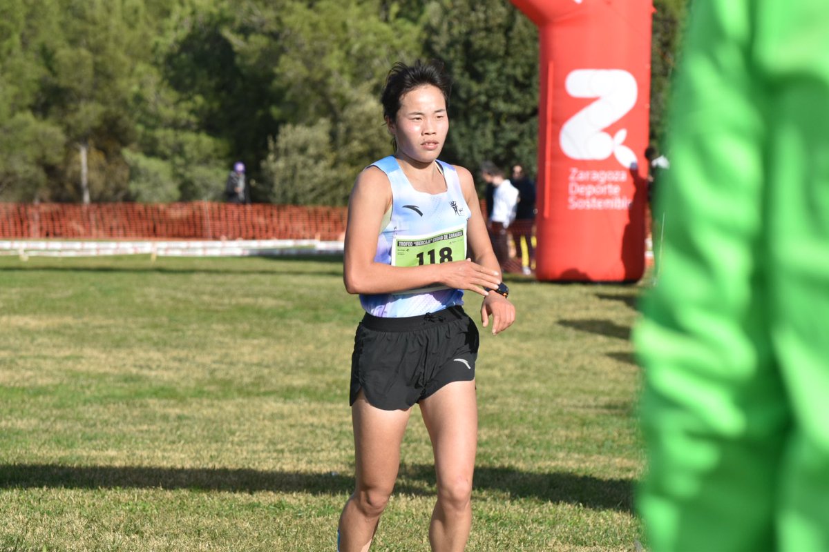 <a href="/CrisEspejo1/">Cristina Espejo</a> gana el <a href="/cross_aragon/">Cross Internacional Aragon</a>