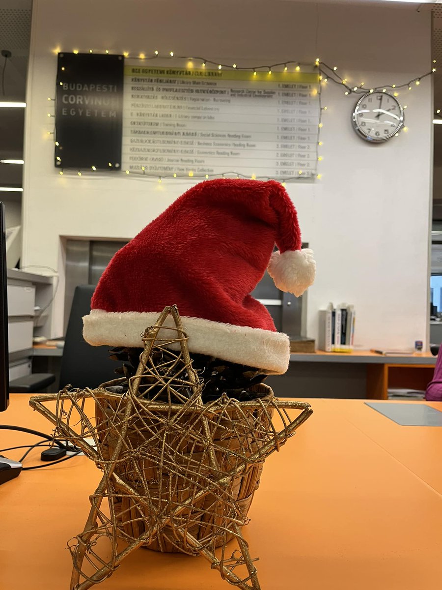 corvinlib's tweet photo. Boldog Mikulást minden kedves olvasónknak!🎅🎅
#corvinlib #mikulas https://t.co/KEMX2EAA52