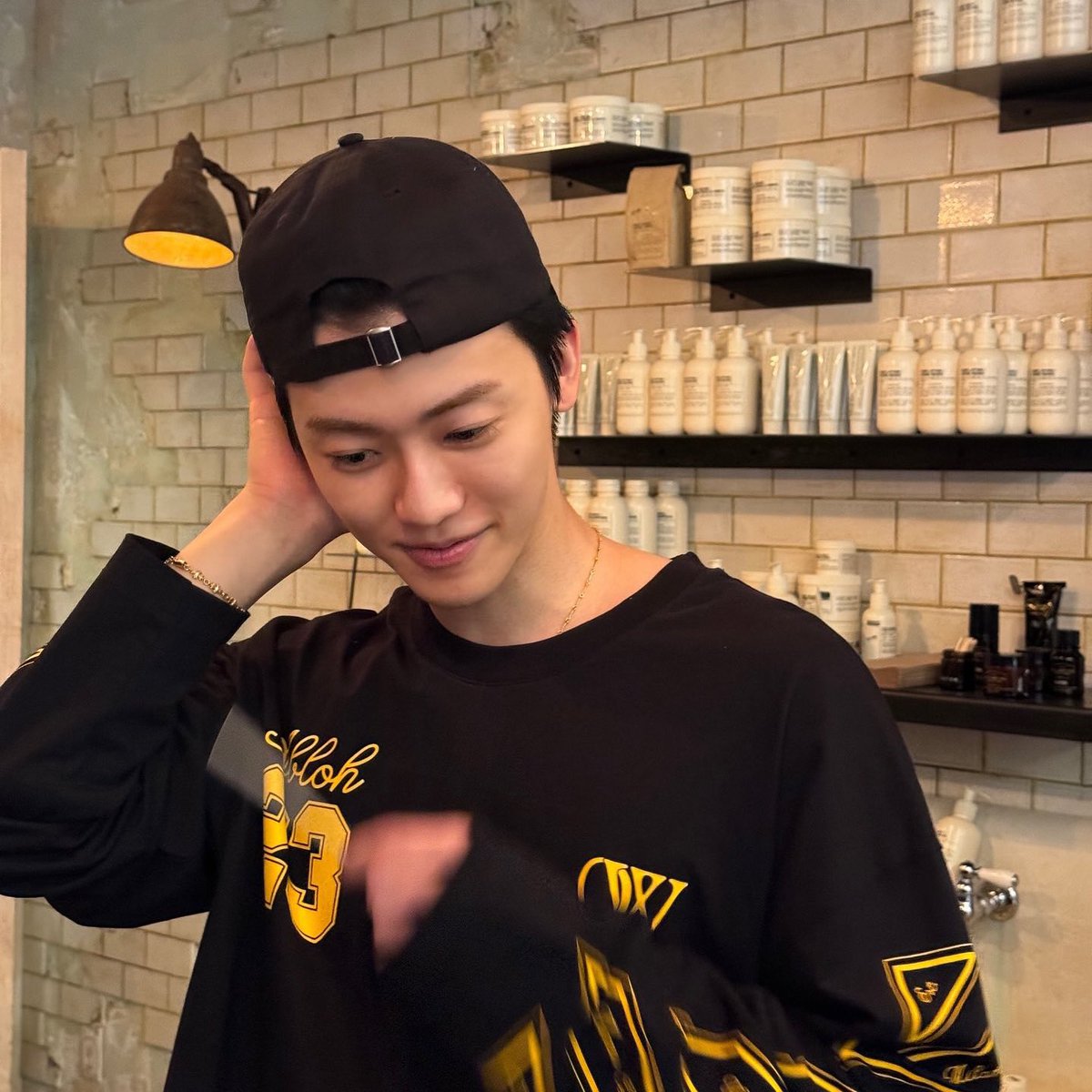 najaeispua's tweet image. แล้วเราจะไปชอบใครได้อีกวะ ไม่มีอีกแล้วㅠㅠ