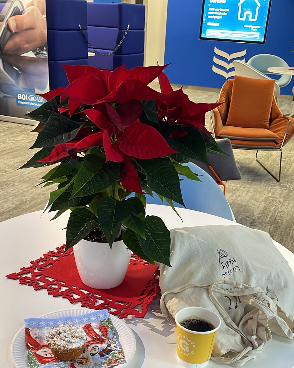 Rusty Weise (@rusty_weise) on Twitter photo I’ve been woo’d in <a href="/bankofireland/">Bank of Ireland</a> by the #COPESleepOut rep and getting a minced pie and coffee :-} Be safe in #StormDarragh I’ve been woo’d in <a href="/bankofireland/">Bank of Ireland</a> by the #COPESleepOut rep and getting a minced pie and coffee :-} Be safe in #StormDarragh