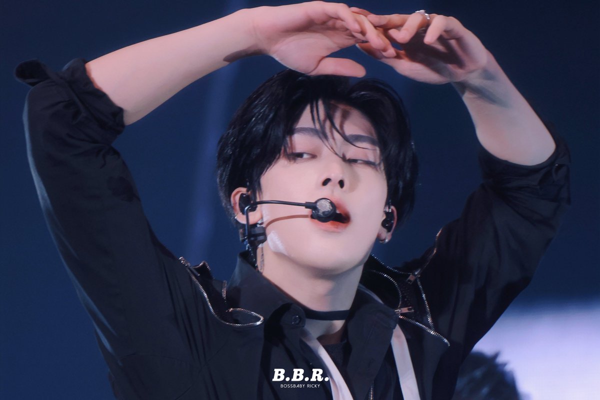BossBabyR520's tweet photo. 241130 HQ
Timeless World in Nagoya Day 2

#리키 #Ricky #沈泉锐 #リッキー 
#ZEROBASEONE #제로베이스원 #제베원 #ZB1 https://t.co/ziztga1odo