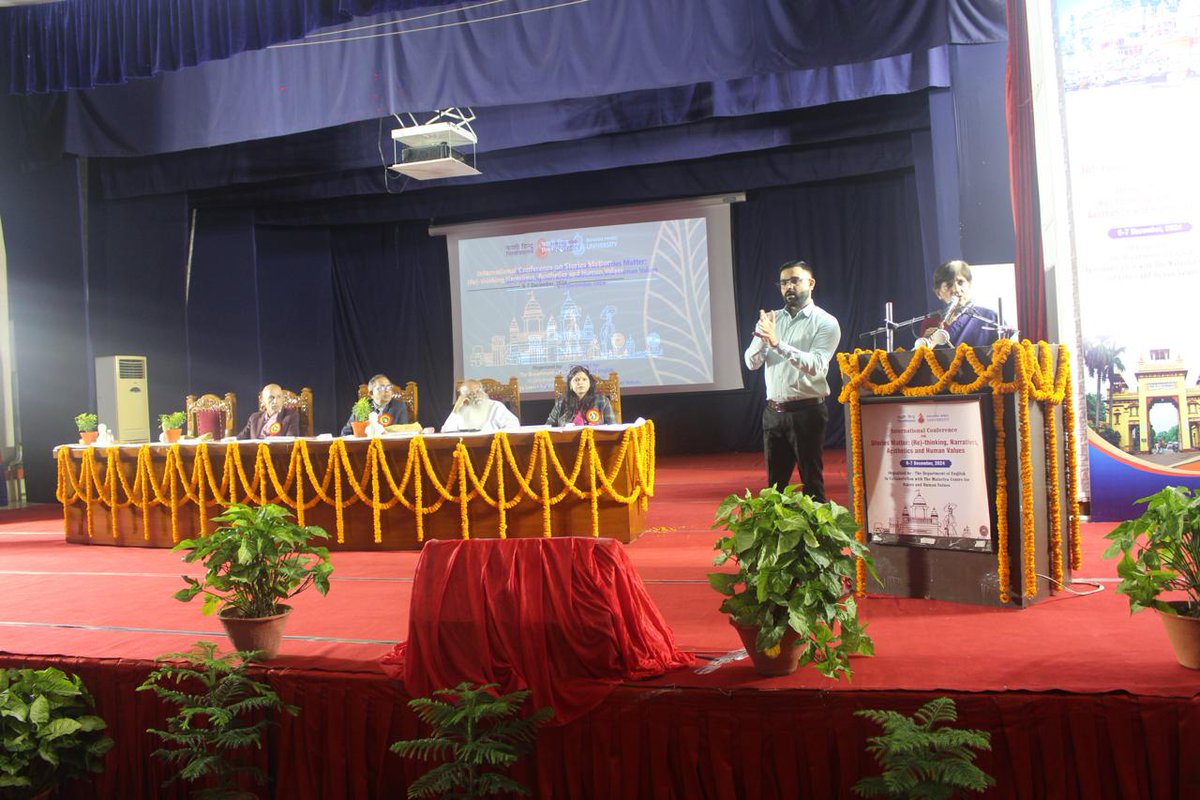bhu_updates's tweet image. The two-day international conference on &quot;Stories Matter: (Re)-thinking Narratives, Aesthetics and Human Values&quot;, kickstarted at the Swatantrata Bhawan with scholars and participants from India and abroad in attendance in large numbers. 

#BHU #BanarasHinduUniversity #HumanValues