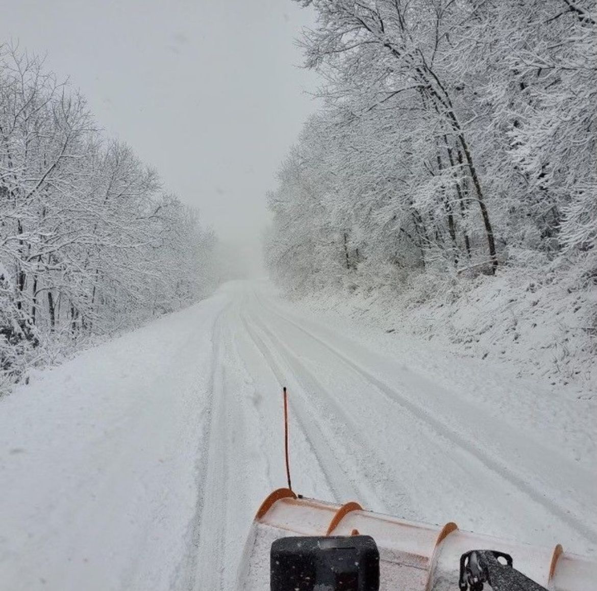 ❄️ More snow is on it's way

Before going out, check Alertable for weather conditions and travel alerts and 511 for highway closures, travel times and current and forecasted road conditions. 
Sign up for Alertable: buff.ly/3eLjLJs 
Check 511: Ontario.ca/511