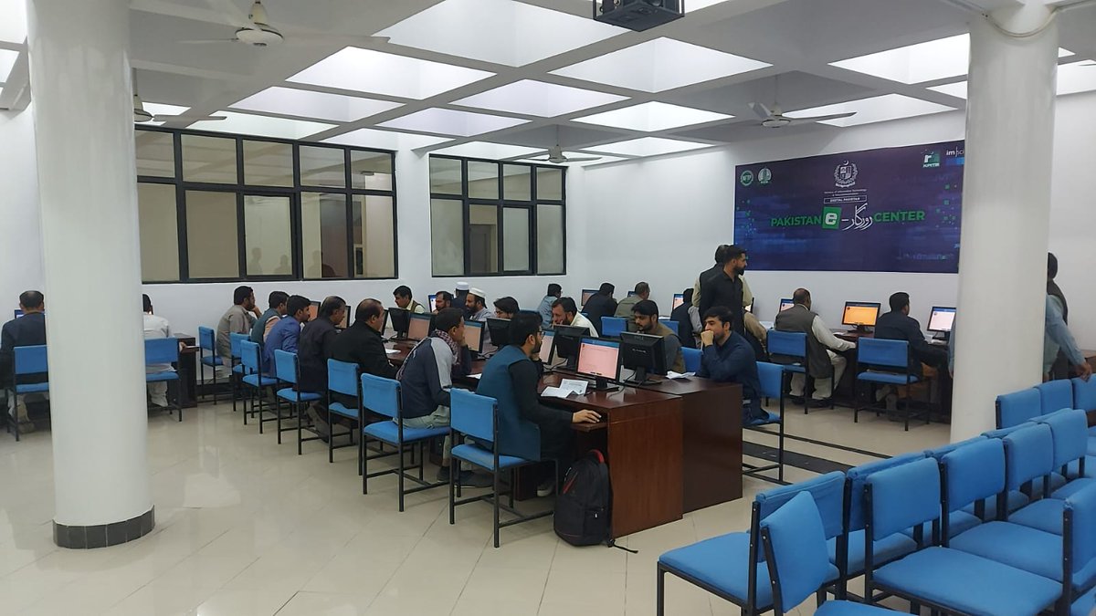 YarMKNiazi's tweet image. Higher Education Department has successfully implemented Computer-Based Testing (CBT) through ETEA for recruitment, promotions, and admissions, revolutionizing the examination process with enhanced transparency, security, and efficiency.

Key Features:

🔸Advanced Security: