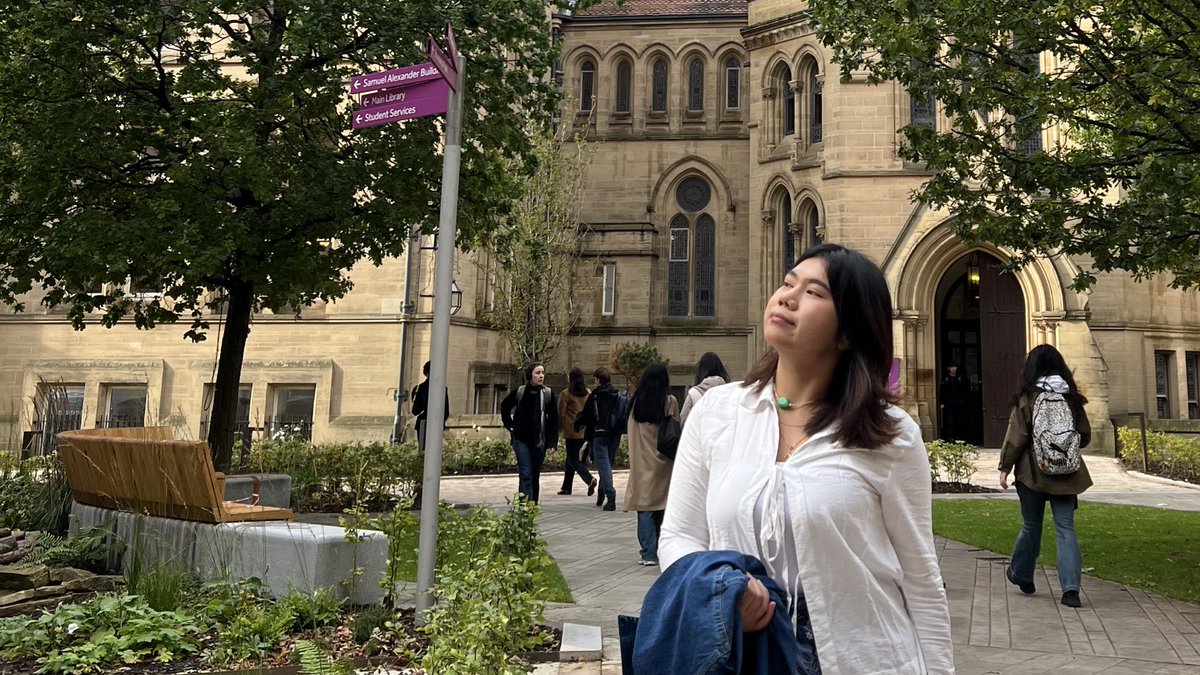 monichatime's tweet photo. hii everyone !!!! (reactivationg this acc again)) akuu skrgg lagi ada takeover di @/iisma.uom on ig! since kita uda di akhir iisma 2024, feel free to ask me anything from iisma prep to life in the uk general ! (๑'ᵕ'๑)⸝*

ft. some of my fav iisma moments !⭐️🌱 https://t.co/U2bVrsRkTq