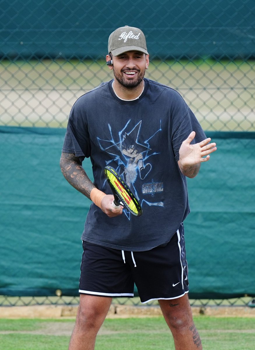 Tiempodetenis1's tweet photo. 🚨 ¡Nick Kyrgios jugará el Australian Open!

Sonríe el tenis 😁 https://t.co/Ab2T1dRb4d