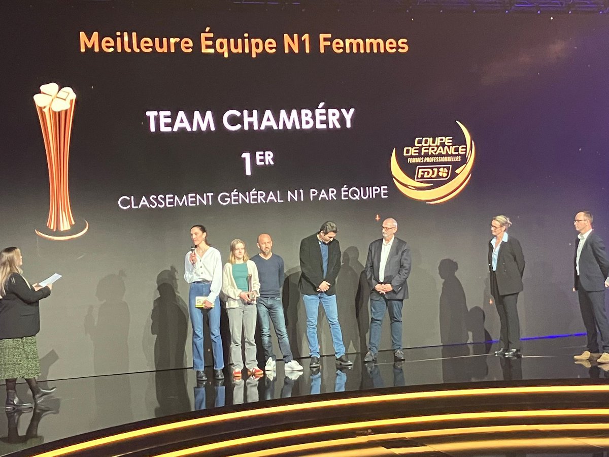 m_callot's tweet photo. Célébration des Championnes et Champions lors de la soirée de remise des Coupes de France @FDJsport 
Un grand merci à tous les athlètes pour leur performance exceptionnelle cette saison, sans oublier les organisateurs, équipes et sponsors
@FFCyclisme @LNC_CYCLISME https://t.co/PTDn77qGh7