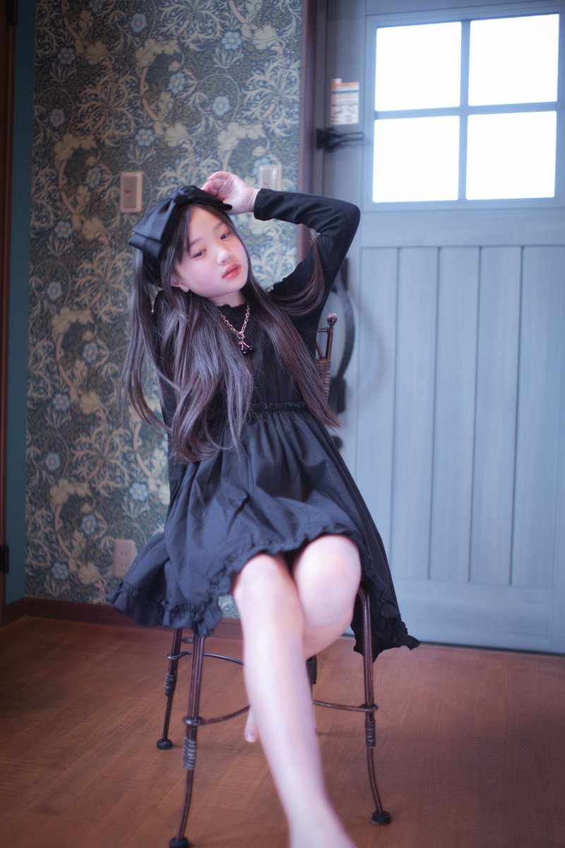 pozoottyworks's tweet photo. 芸術的に長くてきれいな脚

model：hannちゃん
親御さん掲載承諾済

ピュアフル撮影会
@purefulphoto

#RAW現像
カメラ
#SONY
#α900
#A900
レンズ
#SonyG
#35mmF1.4
#SAL35F14G

#ポートレート
#portrait https://t.co/XEfkpwl9BC