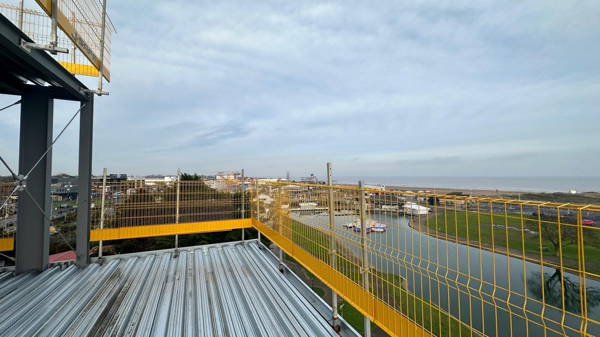 BurneyGroup's tweet photo. Work is progressing rapidly on our new 80-bed hotel for @TravelodgeUK in Skegness. Located on South Parade, it will offer guests spectacular sea views.
#ProjectUpdate #HospitalityDevelopment #Travelodge #Skegness #ConstructionProgress #SeaViewHotel #SouthParade https://t.co/SFkxEzBqxL
