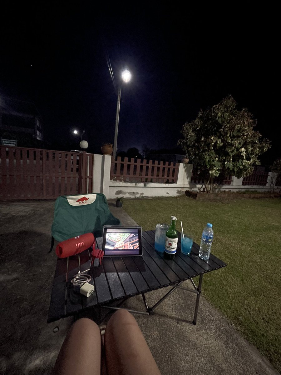 เหงาอ่ะ อยากมีคนกินเหล้าด้วยย #อมตะชลบุรี #หนองกะขะ #พานทอง #ดอนหัวฬ่อ