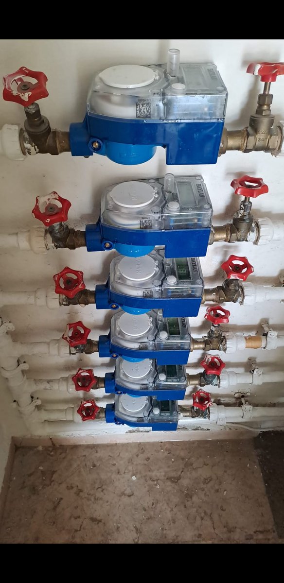 yolarevaniskici's tweet photo. Yeşil Adaları korumak için akıllı su sayacı kullanımını yaygınlaştırıyoruz.Akıllı sayaçlarda kullanılan teknolojiyle içmesuyu şebekesinin uzaktan denetimi kolaylaşırken enerji ve işgücü verimliliği enüst düzeye çıktığı için çevresel sürdürülebilirliğe katkı sağlıyorz. @SafakBasa https://t.co/2PiBfcHJAh