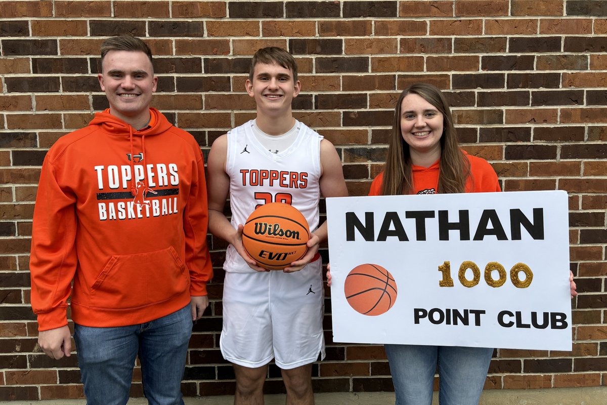 Joining my two siblings in the 1000 Point Club. Gavin scored 1057 in 2022. Sammi scored 2883 in 2019. Matoush three-peat🏀🏀🏀