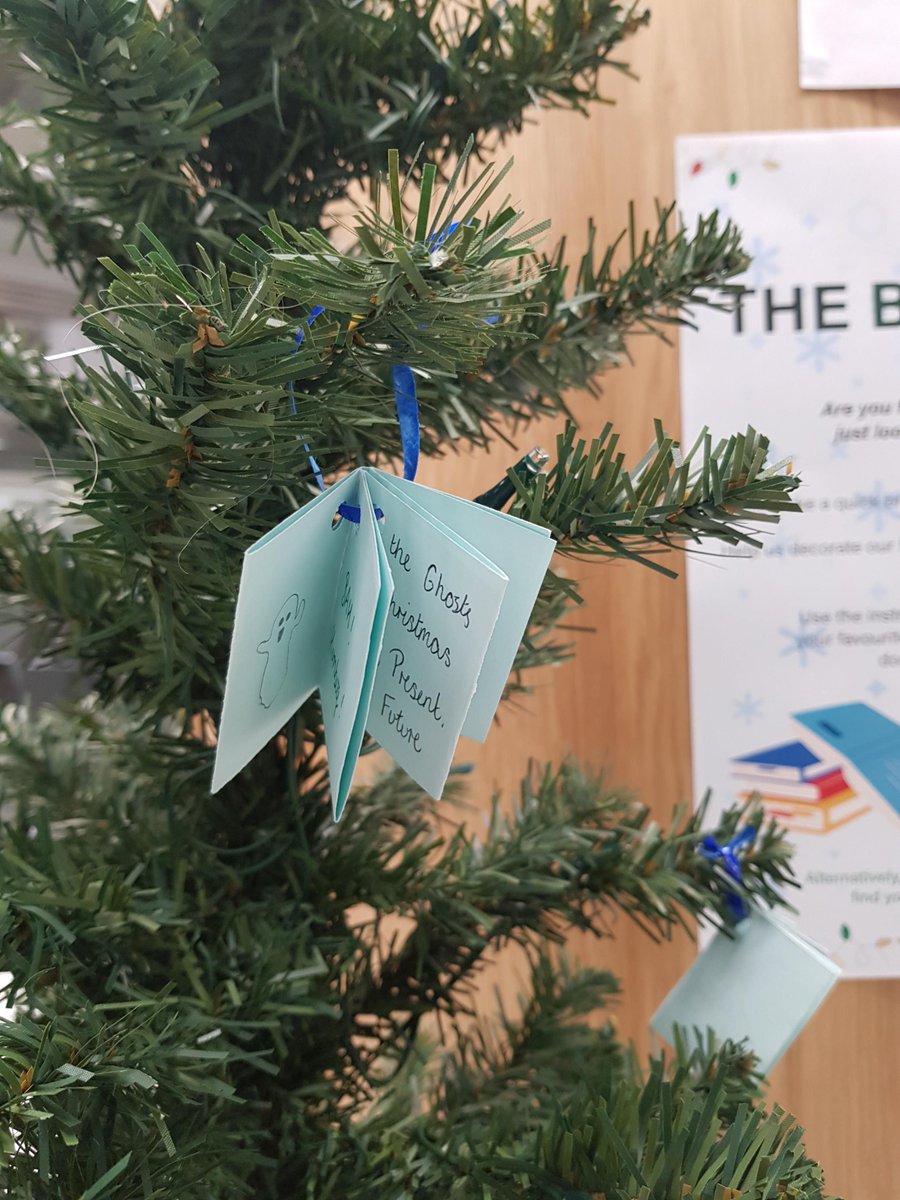 UniWestLib's tweet photo. Join us at Harrow Library and participate in our Book Tree event! 📚🎄 
Create your own hanging book decoration featuring your favorite book, all materials are provided!
At Harrow Library Ground Floor, 6th-19th December, anytime.

We look forward to seeing you there! 📚✨ https://t.co/auP3cM7LgB
