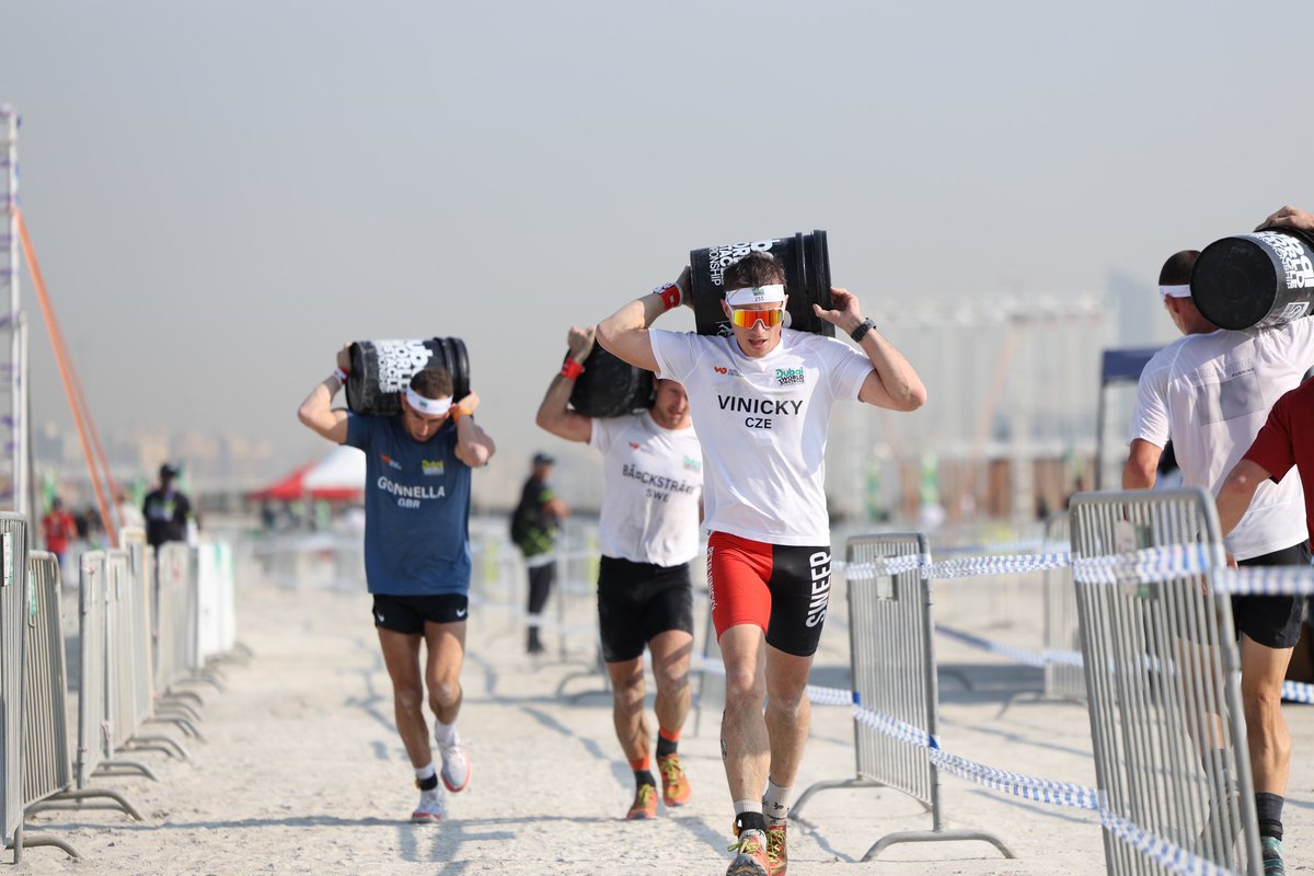 DubaiPoliceHQ's tweet photo. مقتطفات اليوم الثاني من #بطولة_دبي_العالمية_للموانع. https://t.co/IR0I7MdWhz