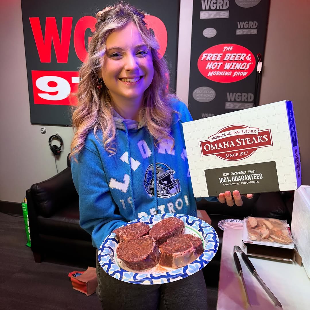 FreeBeer&HotWings tweet media