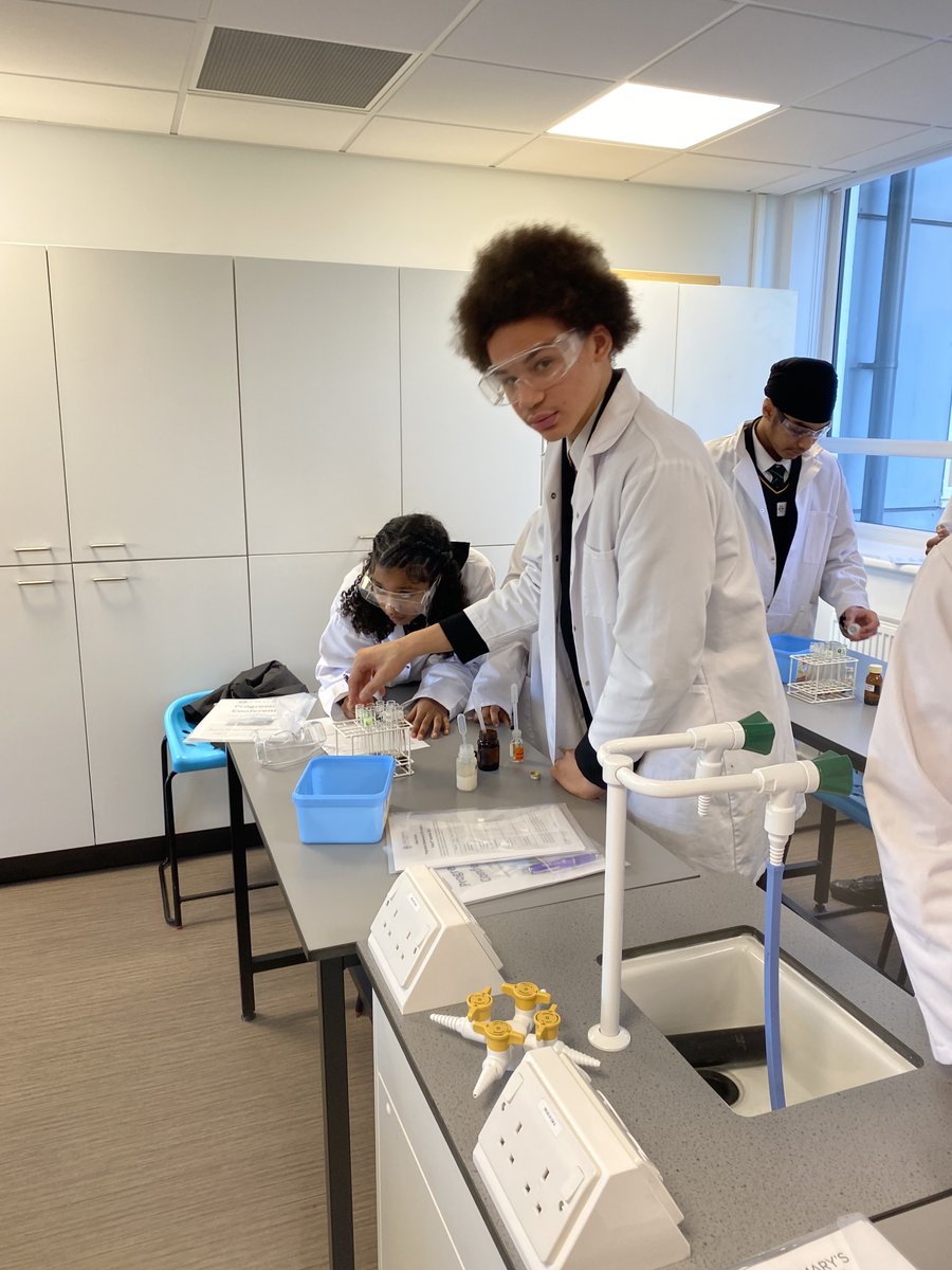 bonus_pastor's tweet photo. Our Year 10 students are having an amazing day at @CTK! 🎓✨ They've been busy with taster sessions and exploring the many exciting options available for their future. 🌟📚

#CTKVisit #FutureChoices #Year10Adventures https://t.co/lzHwifc2fM