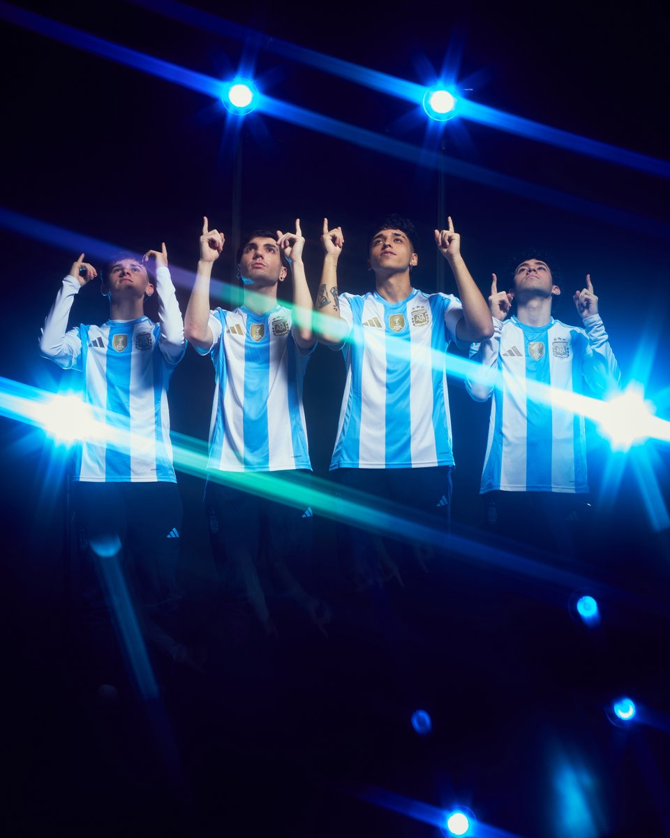 AfaEsports's tweet photo. #Dia2 ¡En busca de la clasificación en la @FIFAe World Cup de Rocket League! 💪

13:30 🇦🇷🇧🇷
14:00 🇦🇷🇺🇸
14:30 🇦🇷🇵🇹
15:15 🇦🇷🇫🇷
15:45 🇦🇷🇹🇳
16:30 🇦🇷🇨🇱
17:00 🇦🇷🇲🇦
(Hora ARG)

🖥️📲 Miralos en vivo por https://t.co/Gl99j97IFW

¡Vamos Selección! 🇦🇷🇦🇷🇦🇷 https://t.co/wmmt4r9Tu4