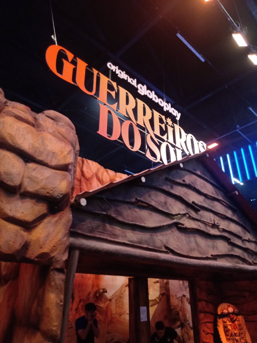 estacaonerd's tweet photo. Guerreiros do Sol, nova produção da Globoplay, ganhou um stand especial. https://t.co/p3YXJ3FNU5