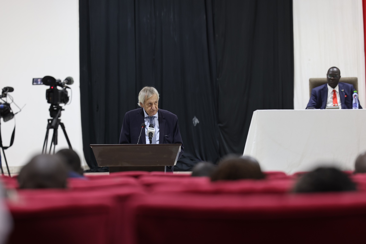 The Strategic Defence and Security Review Board in #SouthSudan has launched five strategic policies that are key to the security sector reform stipulated in the country's revitalized peace agreement. SRSG Nicholas Haysom was there, representing #UNMISS